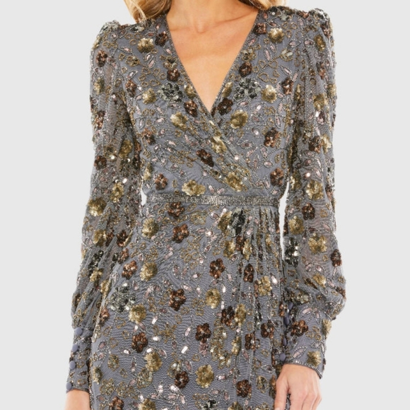 Mac DuggalLong Sleeve V Neck Midi Dress - Picture 3 of 10